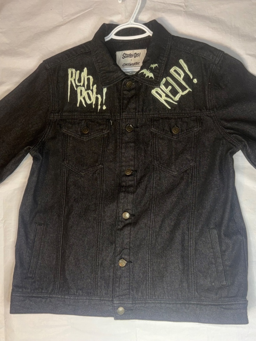 Cakeworthy Scooby-Doo Glow Denim Jacket featuring black corduroy material - Picture 7 of 16